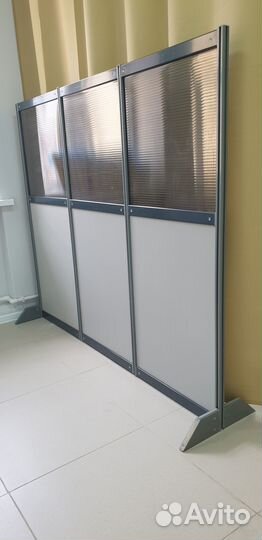 Продаю перегородку
