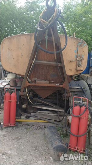 Бочка-цистерна полуприцеп 4; 9 куб.м