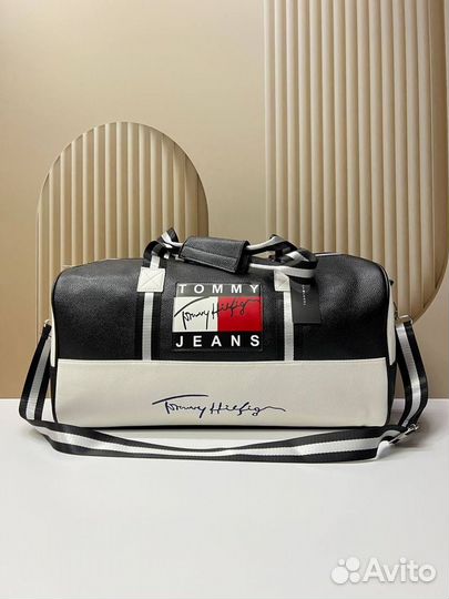 Спортивные сумки Tommy Hilfiger