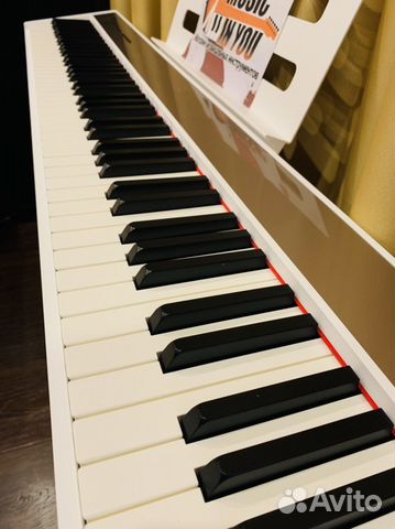 Белое Цифровое Пианино + Деревянная Стойка