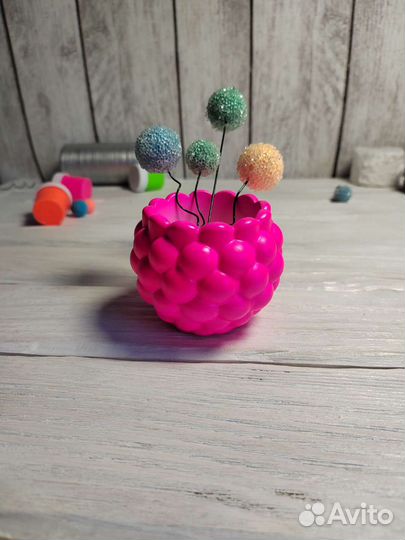 Подставка для бижутерии. Розовый неоновый