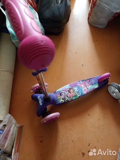 Самокат детский трехколесный