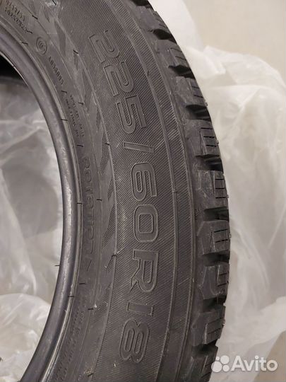 Nokian Tyres Hakkapeliitta 9 SUV 225/60 R18 104