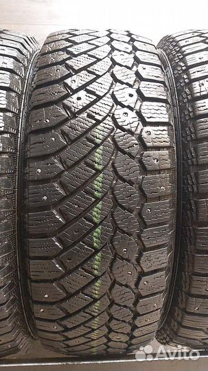 Gislaved Nord Frost 200 215/65 R16 102T