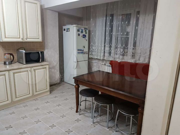 2-к. квартира, 98 м², 2/8 эт.