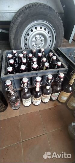 Бутылки стеклянные