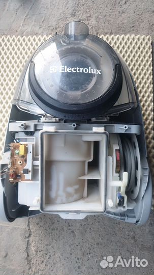 Пылесос Electrolux на запчасти