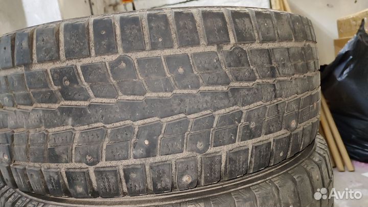 Dunlop SP Winter Ice 01 205/65 R15 94