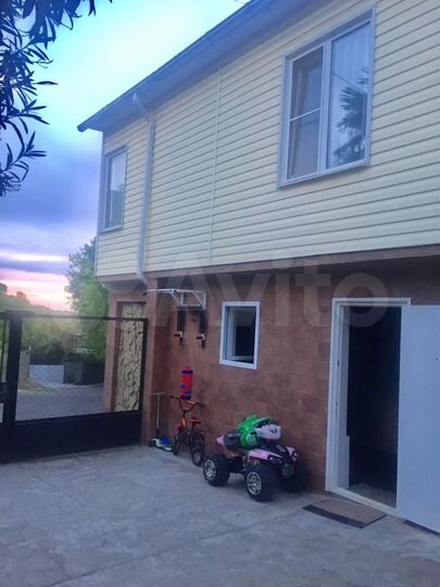 Дом 100 м² на участке 6 сот.