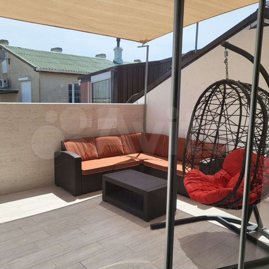 Дом 220 м² на участке 1 сот.