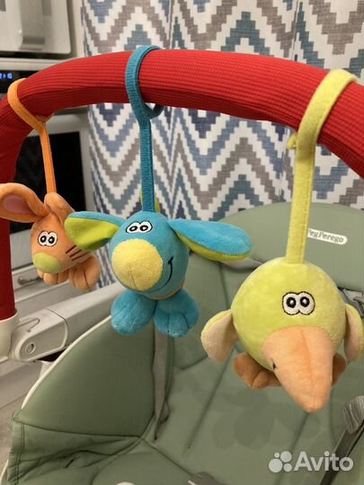 Дуга/мобиль с игрушками Peg-Perego Play Bar