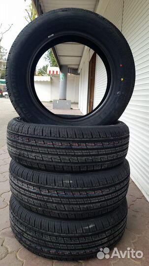 Roadmarch Primemarch H/T 79 215/60 R17 96H