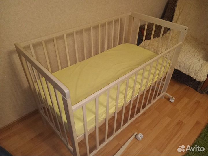 Кровать для новорожденных