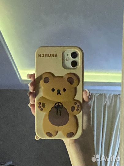 Чехлы на iPhone 11