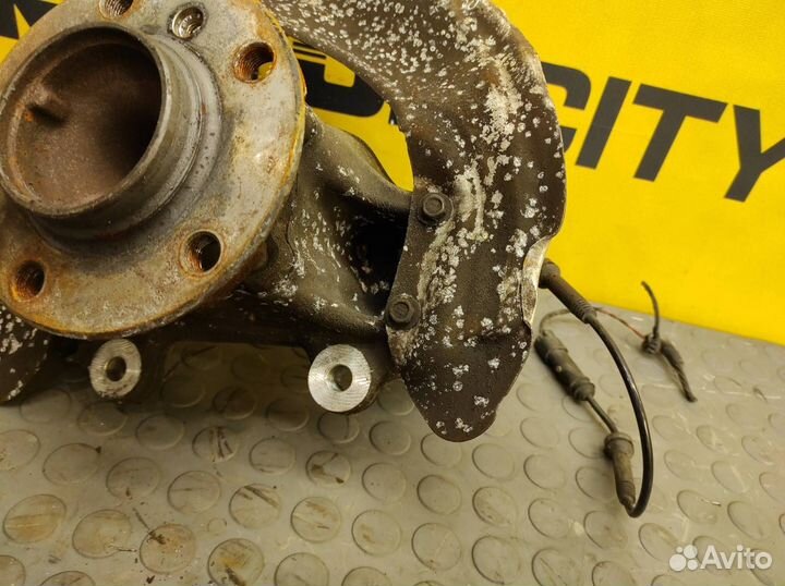 Кулак поворотный передний левый Bmw 320I F30