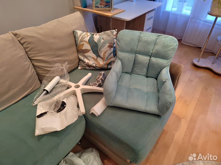 Офисное кресло новое