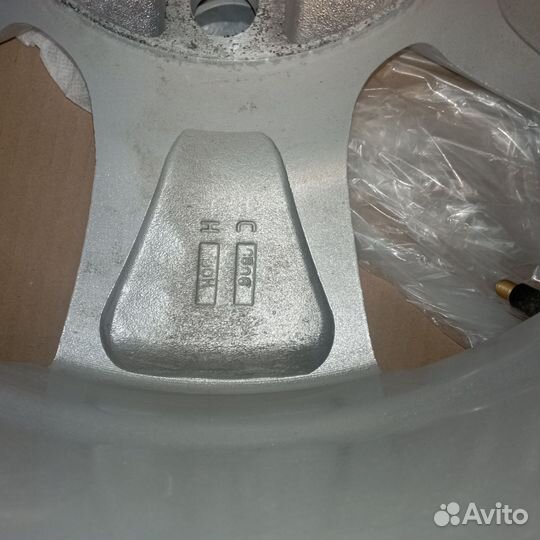 Диски на toyota land cruiser 200