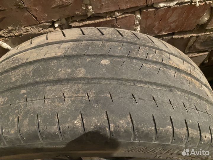 Bridgestone Turanza T002 215/45 R17