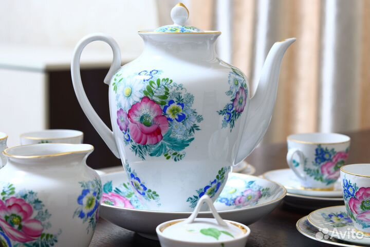 Чайный сервиз новый на 4 персоны