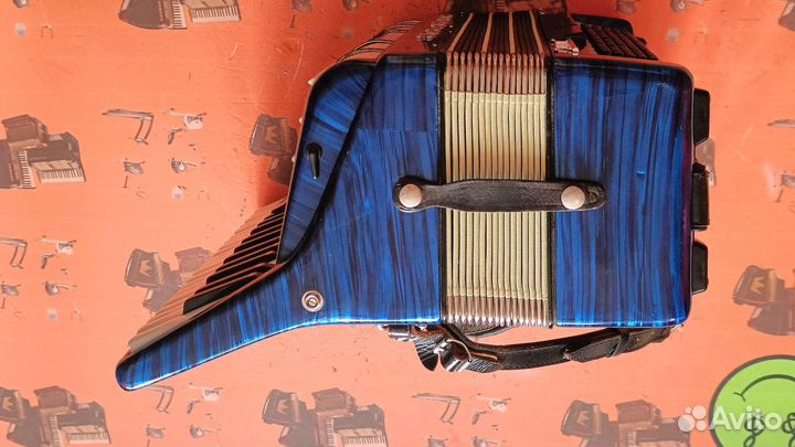 Аккордеон weltmeister amigo классный / Скупка