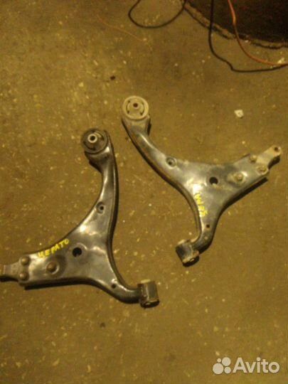 Рычаг Киа Церато 2009 год