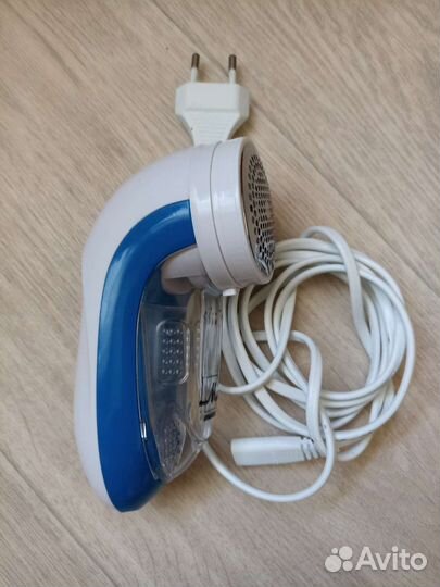 Машинка для удаления катышков