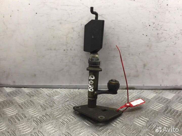 Механизм переключения передач Volkswagen Golf 1j07