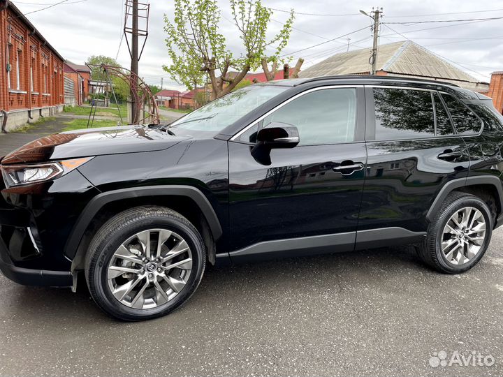 Toyota RAV4 2.5 AT, 2019, 62 000 км