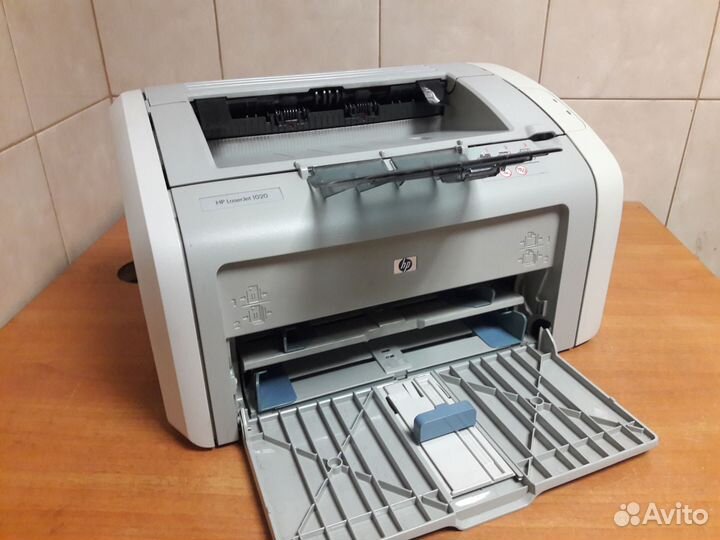 Принтер HP LaserJet 1020 рабочий