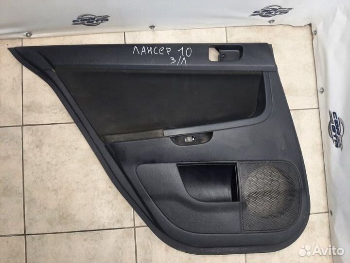 Обшивка двери Mitsubishi Lancer 10 2.0 4B11 2008