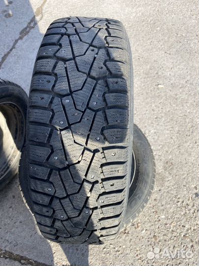 Pirelli Ice Zero 195/60 R15