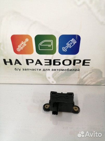 Датчик ускорения Porsche Cayenne 958 M48.02 2014