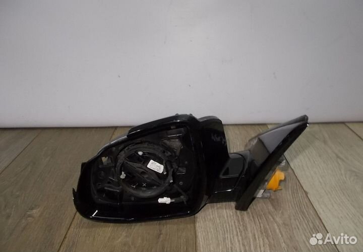 Корпус зеркала левый бу BMW X6 F16 OEM 51167416105