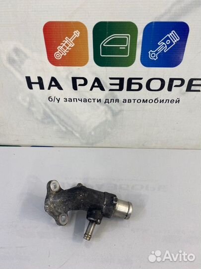 Фланец системы охлаждения Toyota Land Cruiser 200