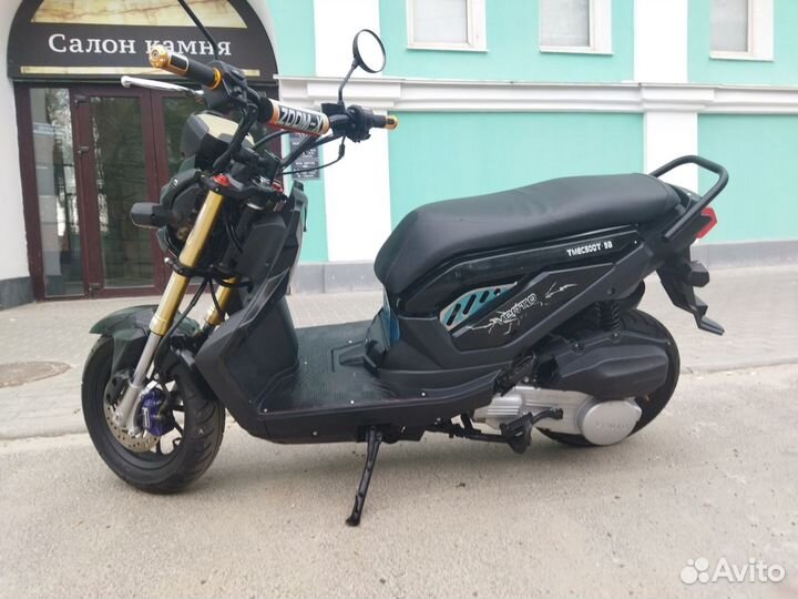 Скутер Vento Naked 50 (150) в идеале