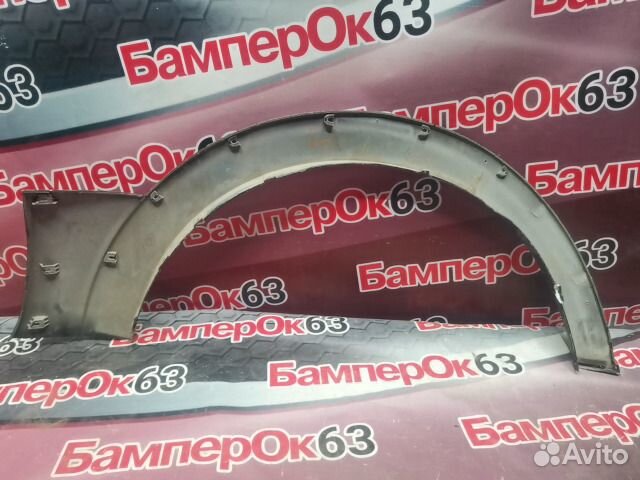 Накладка крыла Mitsubishi Pajero