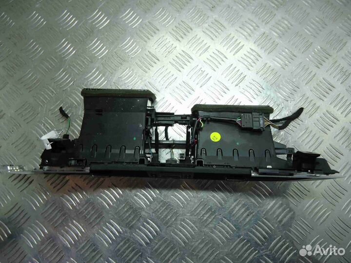 Дефлектор обдува салона Audi A7 4G 4G1820951