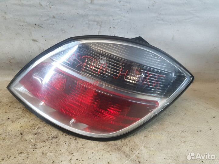 Фонарь задний правый Opel Astra H Z14XEP 2008