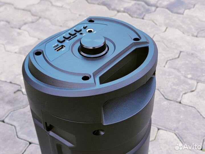 Музыкальная колонка с Bluetooth