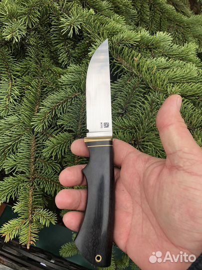 Нож из стали M390