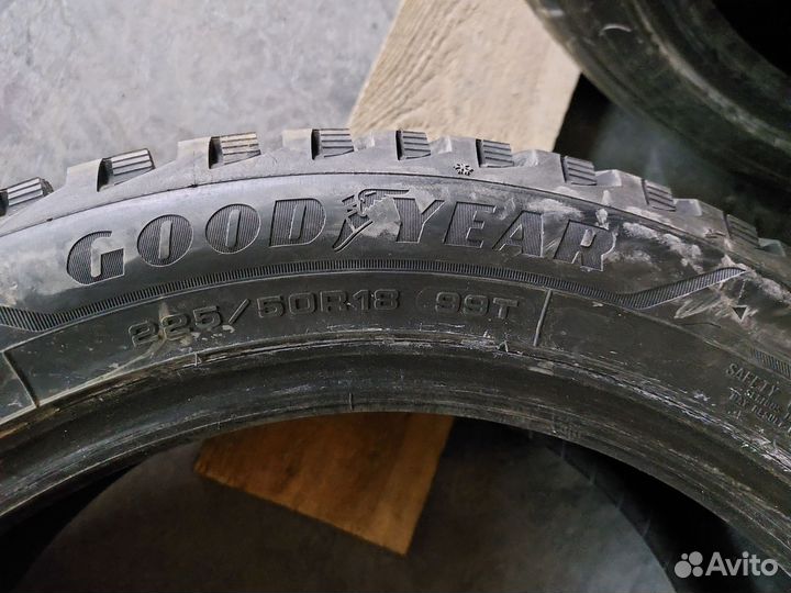Goodyear Ultra Grip Ice Arctic 2 225/50 R18
