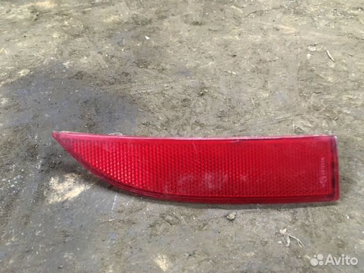 Катафот бампера задний правый Renault Logan 2