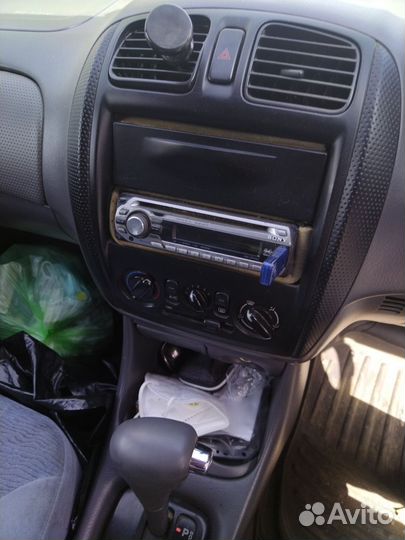 Mazda Familia 1.5 AT, 2000, 256 000 км