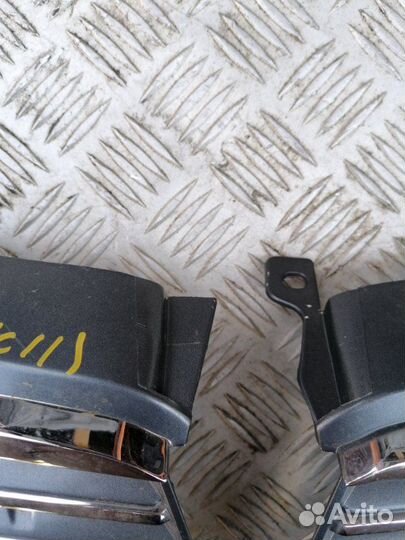 Решетка радиатора Nissan Tiida SC11 1.6 HR16DE