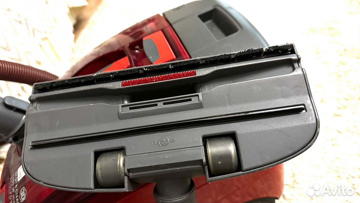 Пылесос Tomas Smarty