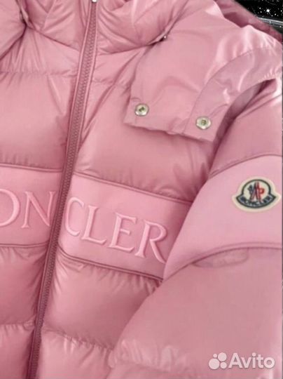 Пуховик Moncler женский