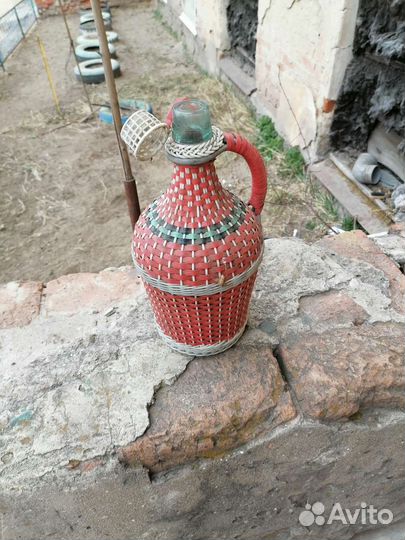 Бутылка винная