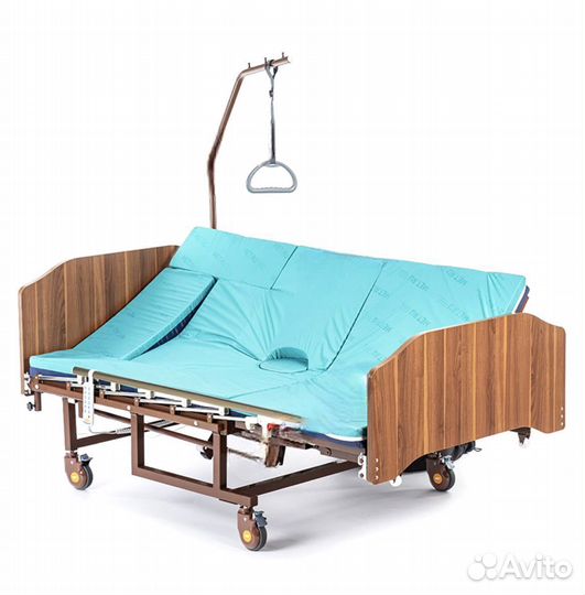 Медицинская кровать для ухода за больными