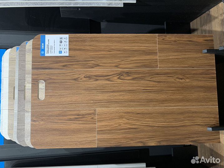 Напольные покрытия. Ламинат. Широкий ассортимент