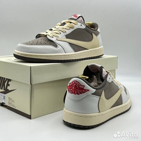 Кроссовки великаны Travis Scott & Nike Air Jordan